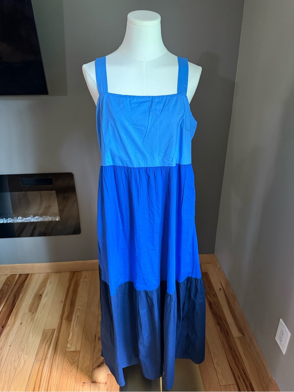 Loft Color-block Blue Tiered Maxi Dress Size M